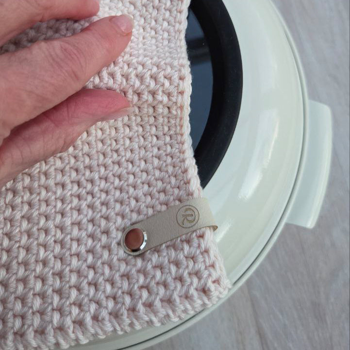 
                  
                    RoadBaker Hotstopper - DIY Topflappen Häkelset
                  
                