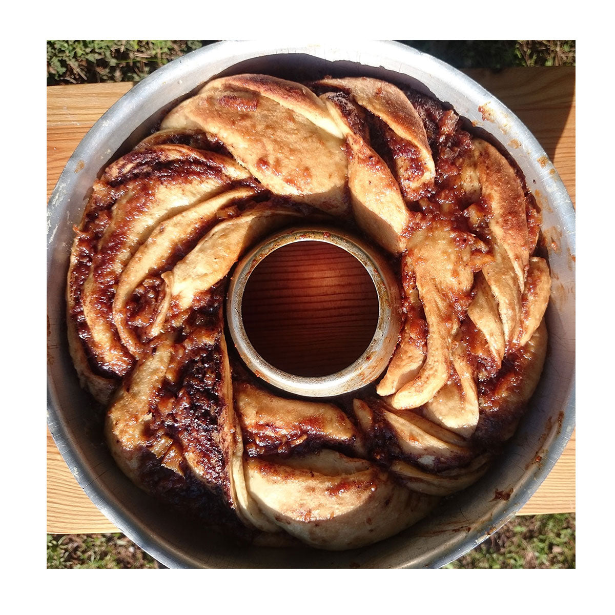 Feine Leckereien Kuchen & Torten - Kochbuch für den RoadBaker und OMNIA Campingbackofenackofen